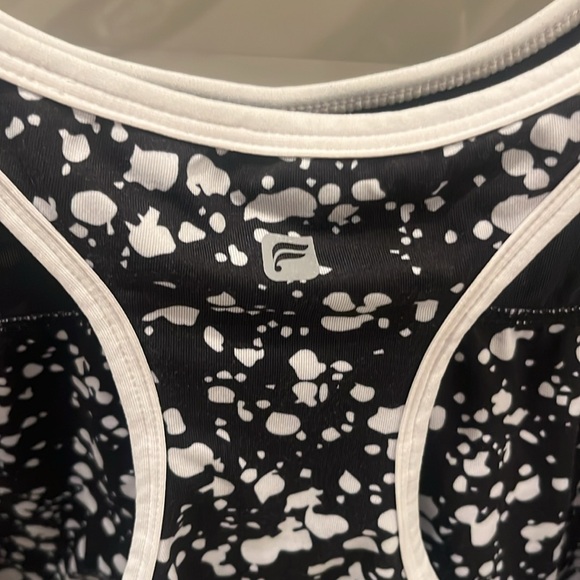 Fabletics Crop Bra (M) - Picture 3 of 5